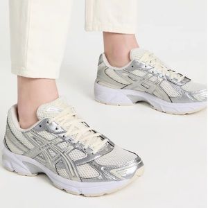 LIKE NEW ASICS Gel-1130 Cream Pure Silver White Sneakers Runner Lifestyle Trend